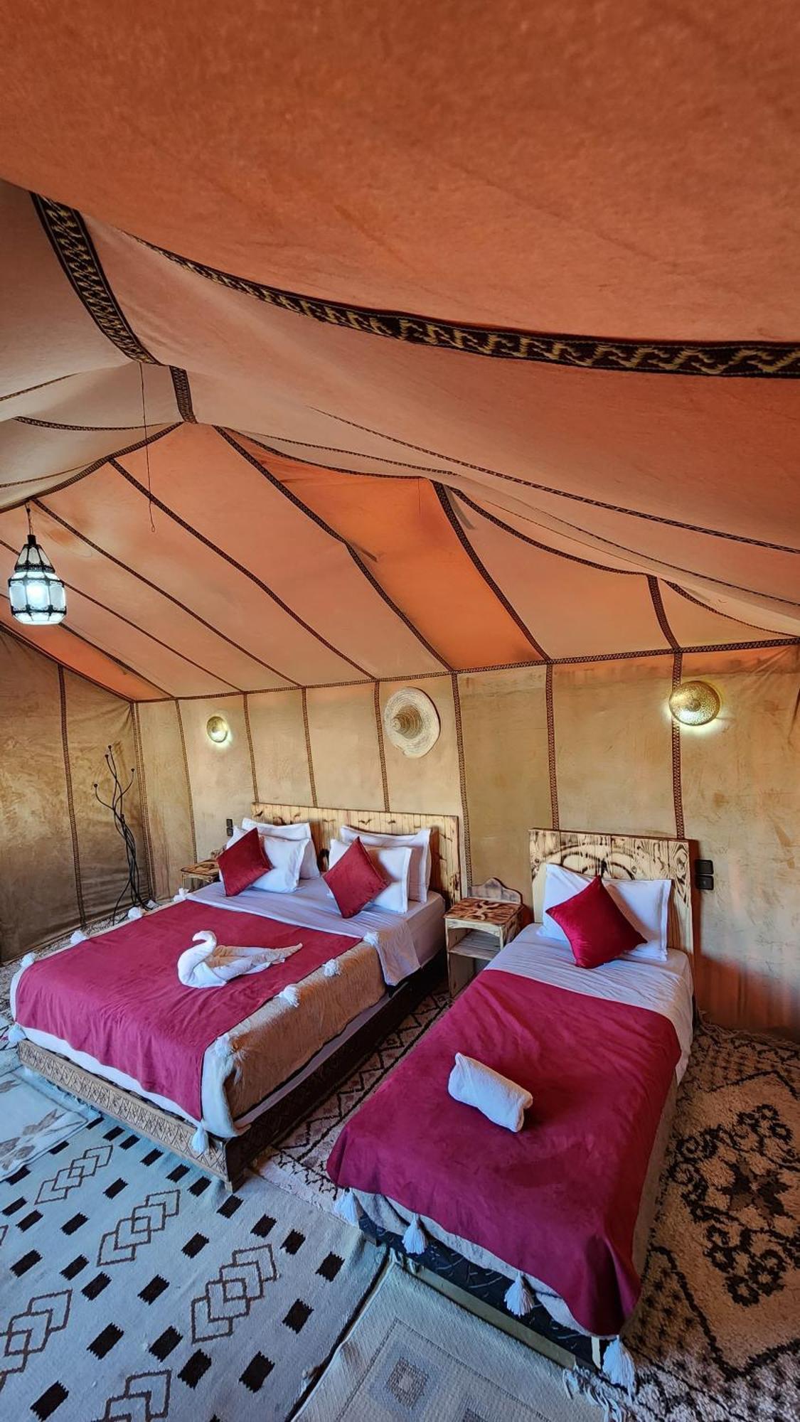 Desert Camp Camel & Sandboarding Merzouga Exteriér fotografie